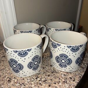 Fiorella Blue and White Patterned Mugs Set set of 4.